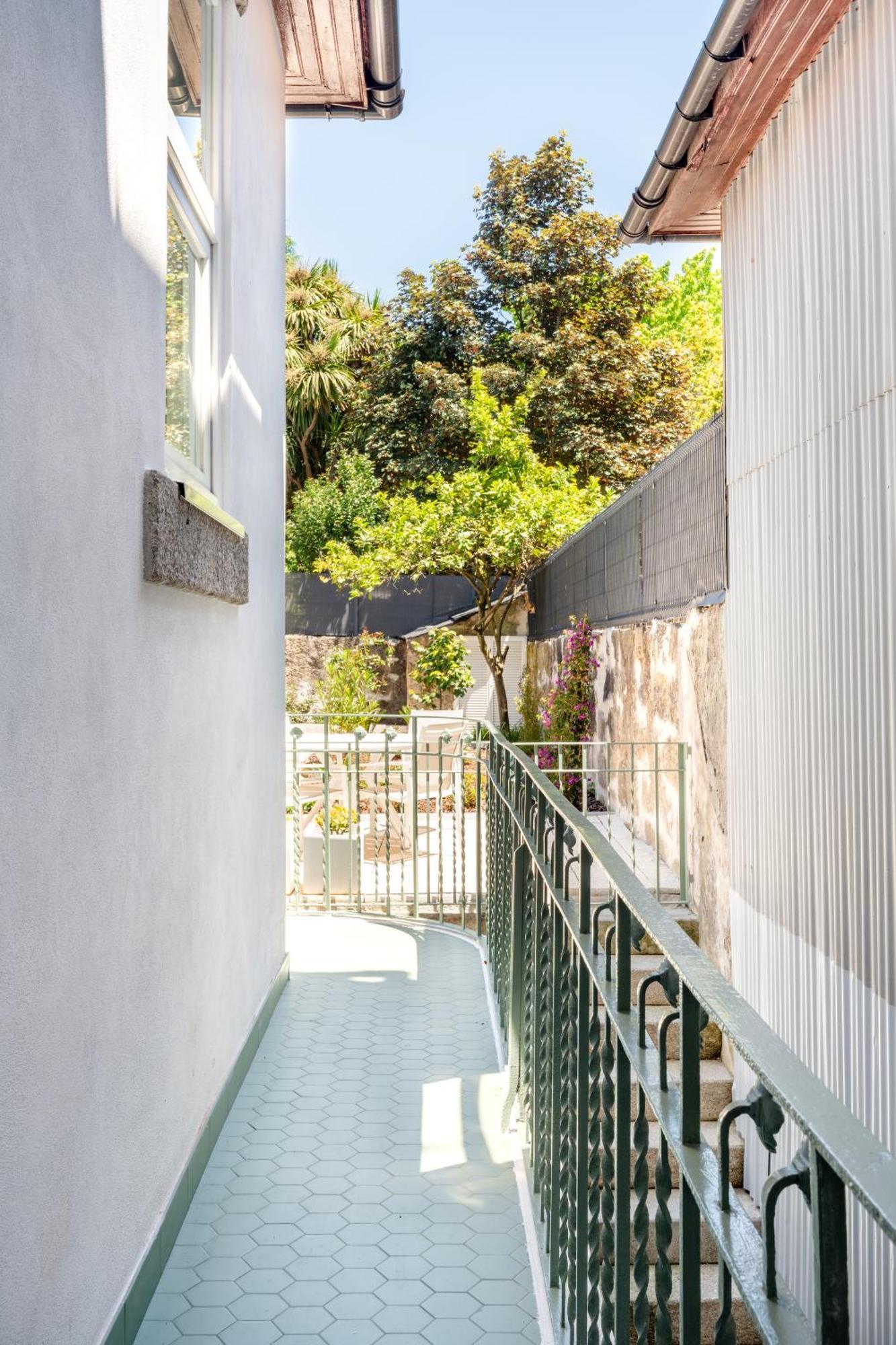Downtown Grand Houses Porto Luaran gambar