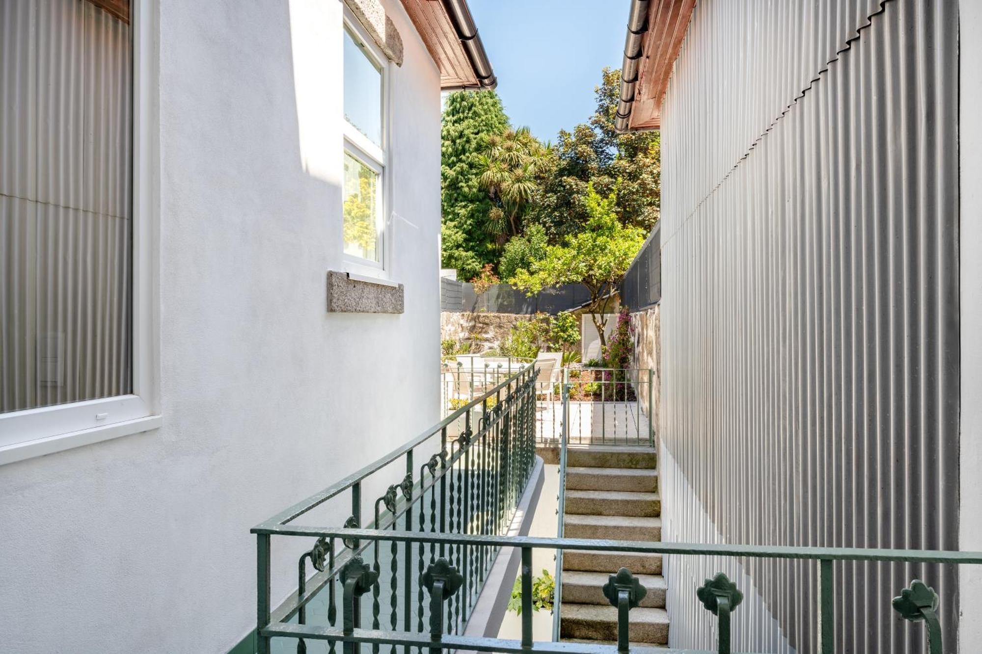 Downtown Grand Houses Porto Luaran gambar